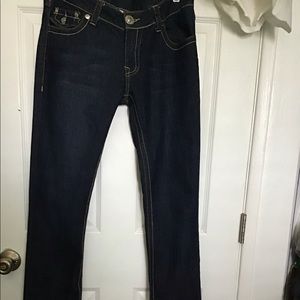 True Religion Gold Stitch ❣️